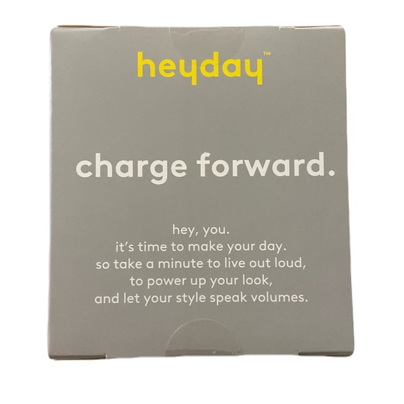 Heyday Avocado Design Wall Charger - Green and Yellow - Picture 2 of 3